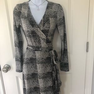 SALE Banana Republic Factory Wrap Dress